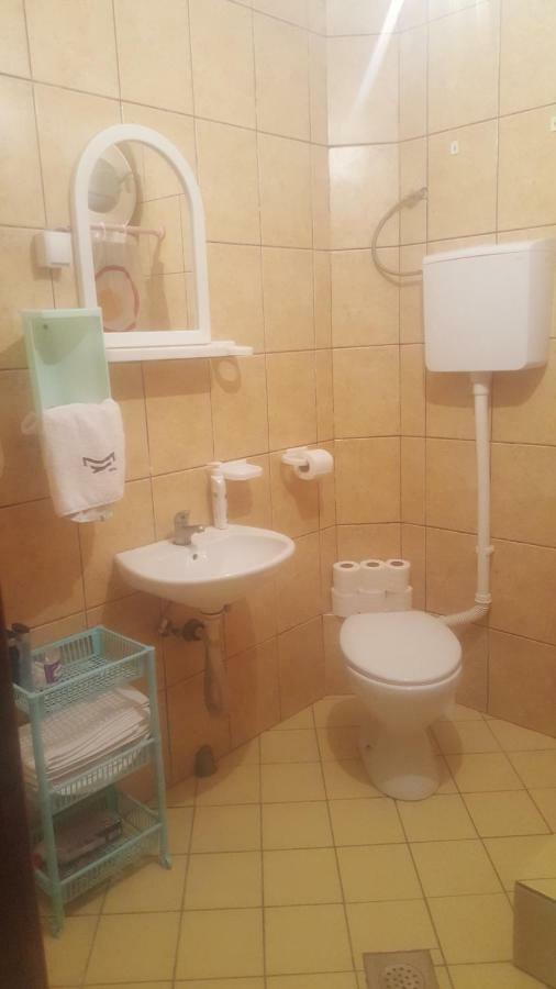 ウルツィニ Darinkaアパートホテル 部屋 写真